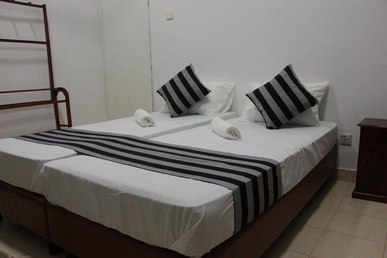 Coco Home Negombo Exterior foto
